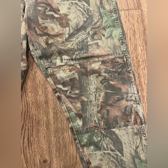 VINTAGE Wrangler Double Knee Denim Woodland Camo Hunting Jeans Pants MENS 40x32 - Picture 2 of 5